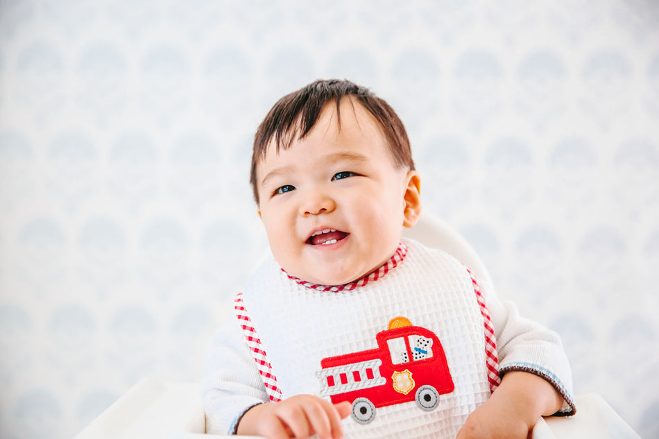 Applique Bib - Firetruck